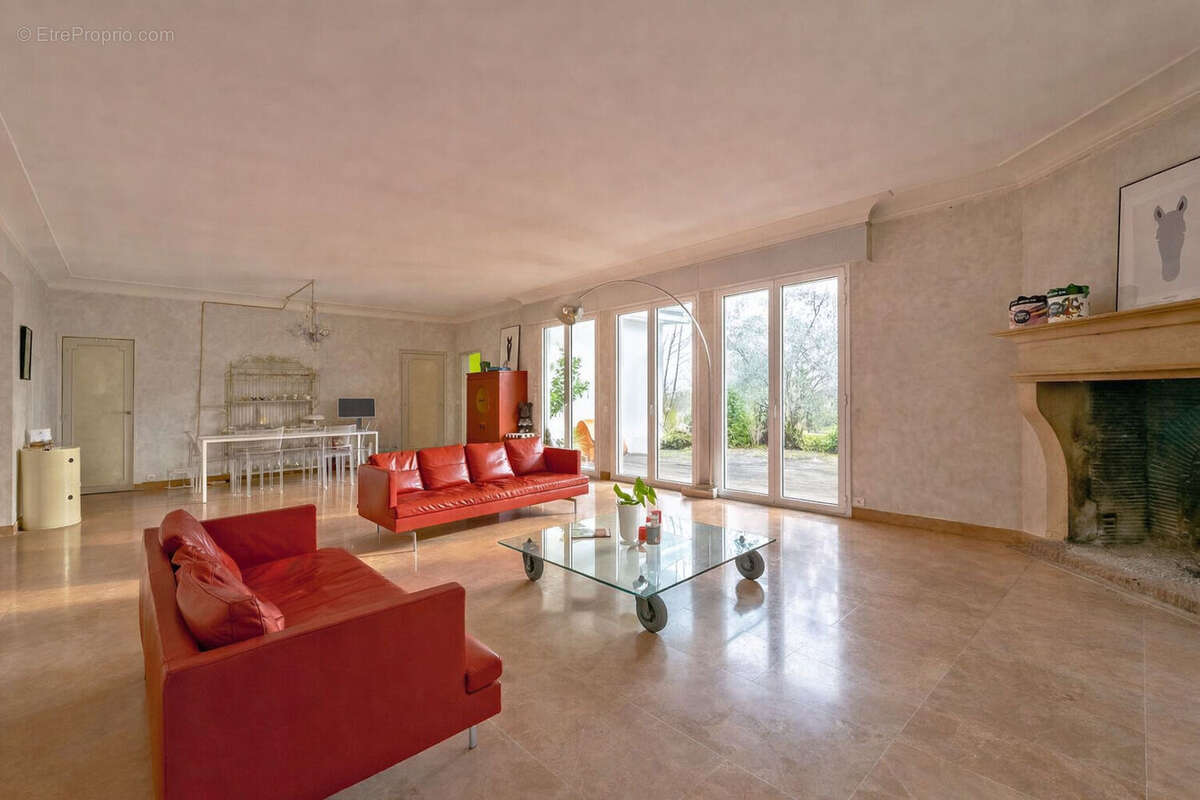 Maison à DEUIL-LA-BARRE