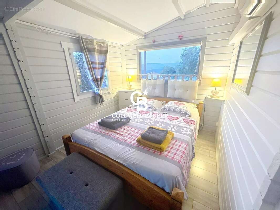 Maison à LES ADRETS-DE-L'ESTEREL