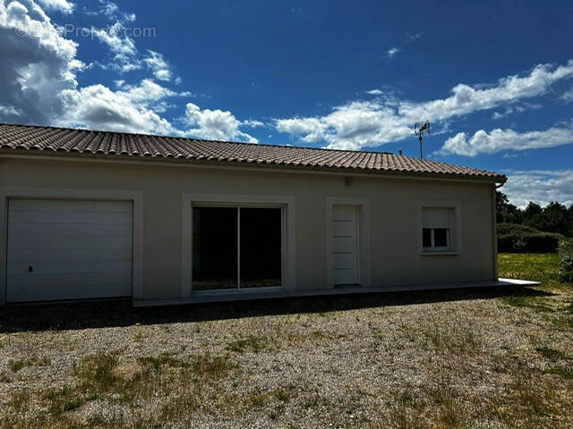 Maison à SAINTE-LIVRADE-SUR-LOT