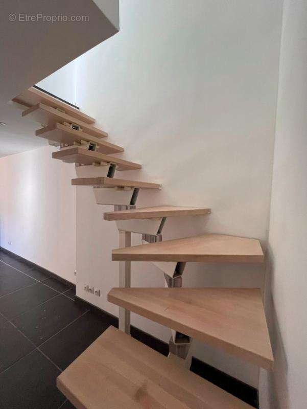 Appartement à SAINT-JULIEN