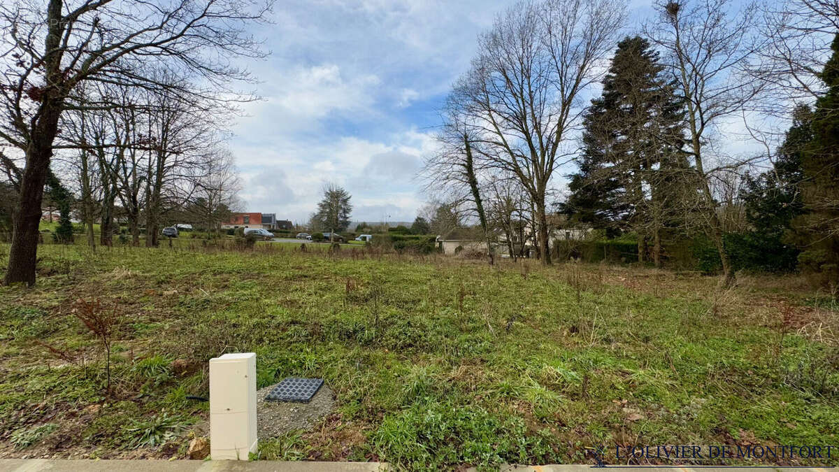 Terrain à CHEVREUSE