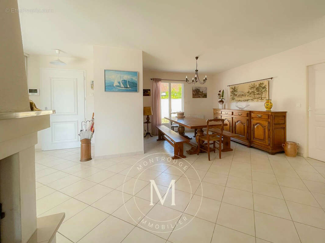Maison de 120m² à Misy-sur-Yonne - 1460m² de terrain - photo 3