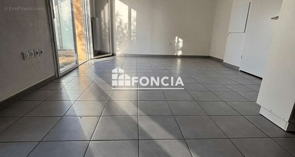 Appartement à MONTEREAU-FAULT-YONNE