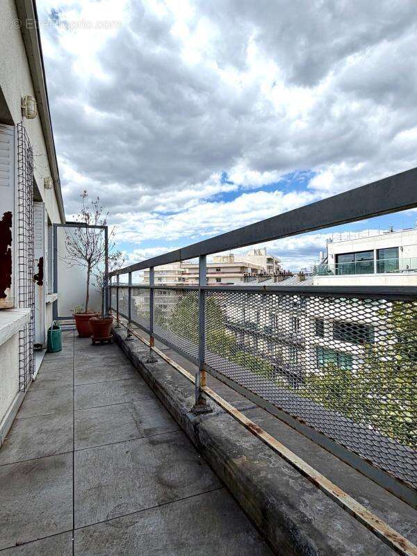 Appartement À Vendre - photo 6