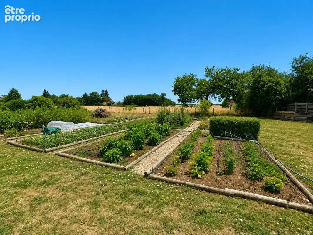 Maison en pierre 4 ch., gîte, piscine & terrain - photo 23