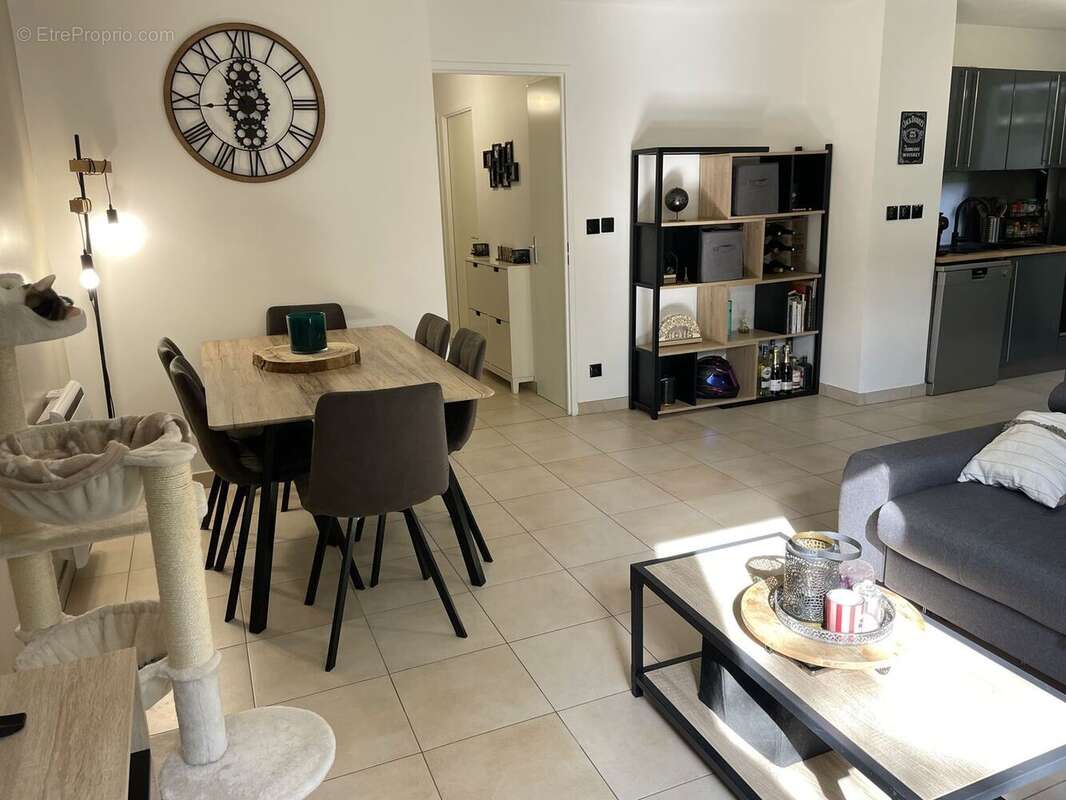 Appartement à LA VERPILLIERE