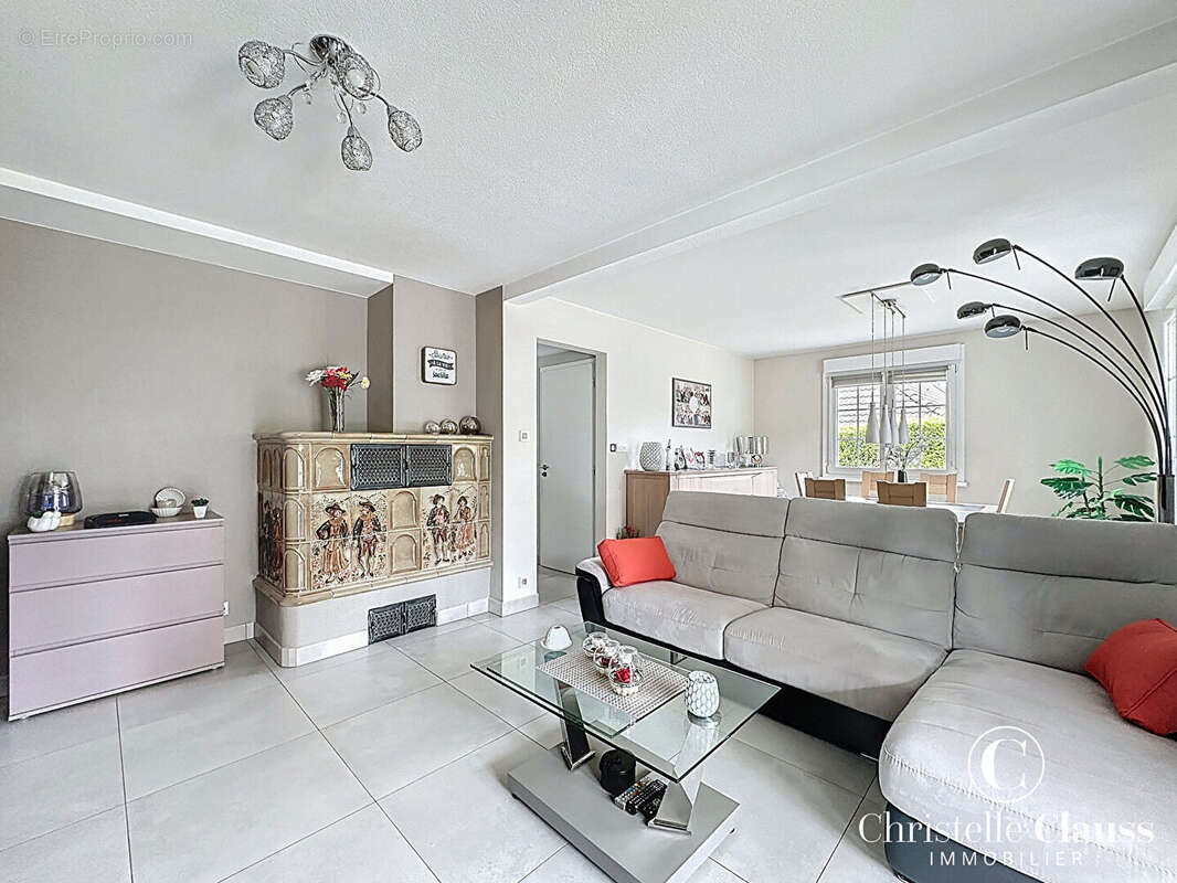 Maison à WESTHOUSE-MARMOUTIER