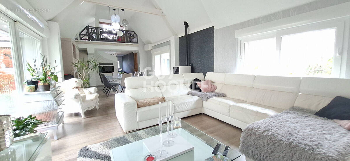 Maison à EPERLECQUES