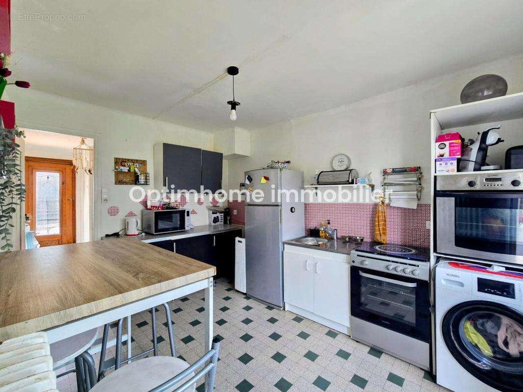 Exclusivité - Idéal investisseur - Maison GMF avec garage & jardin clos - Caudry 59540 - photo 6