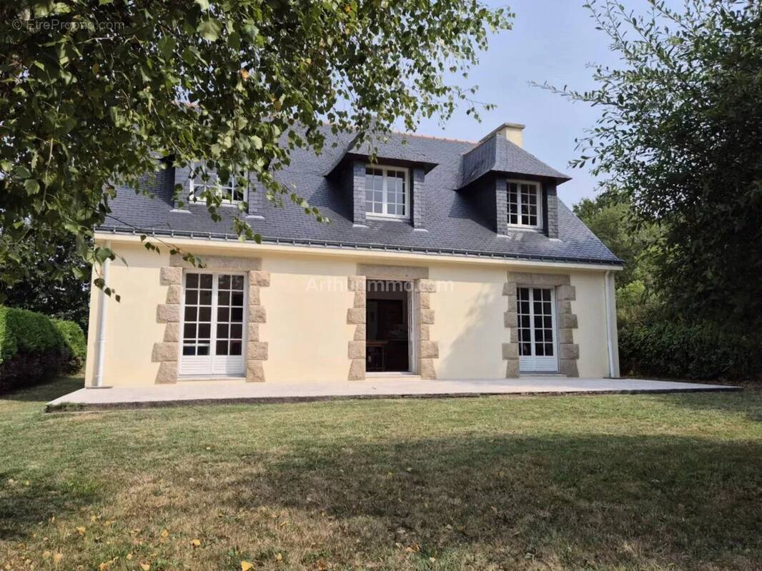 Maison à SAINT-PHILIBERT