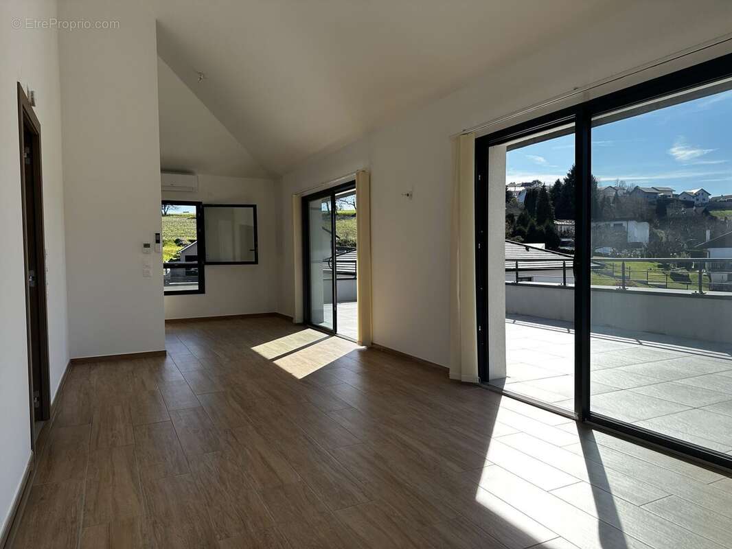 Appartement 89 m² à Rumilly  - photo 5
