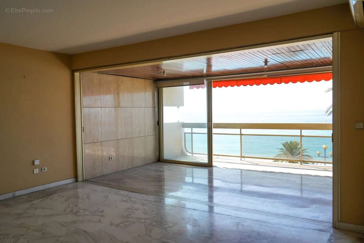 Nice – promenade des anglais - photo 12