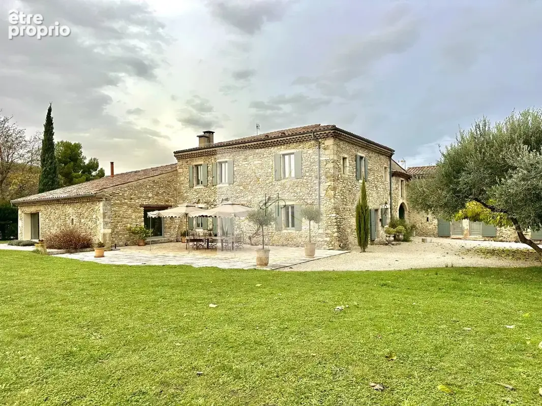 Maison à MIRMANDE