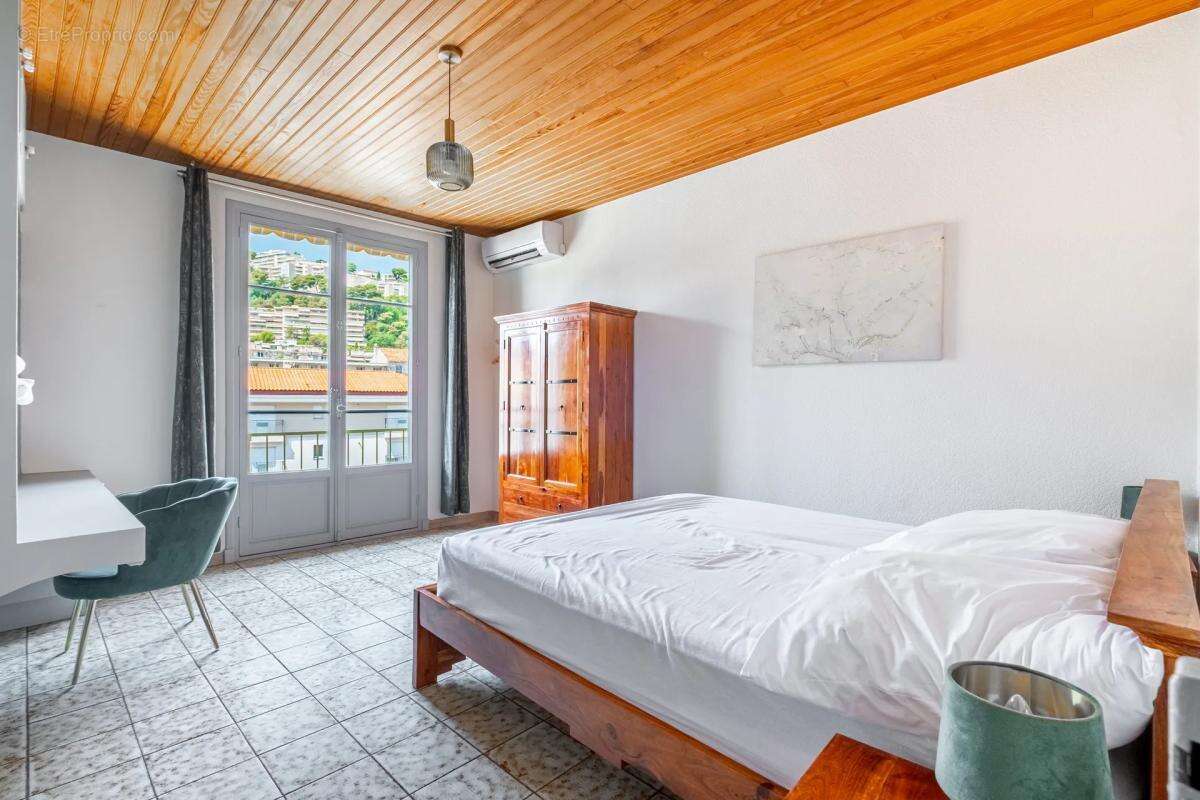 Maison de 7 pièces de 163 m² située à Nice - photo 6