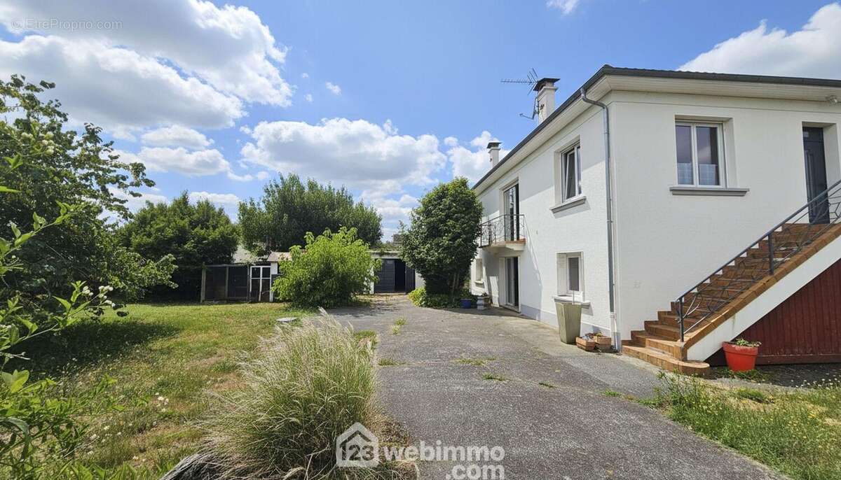 Maison 190 m² à Bordes  - photo 3