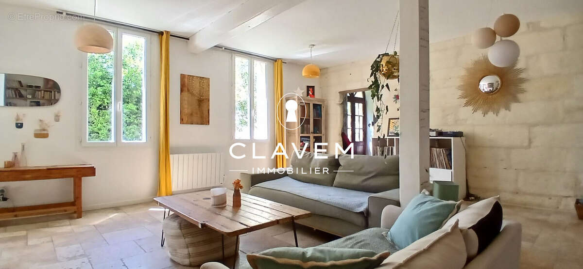 Maison 135 m² à Saint-Andre-De-Cubzac  - photo 2
