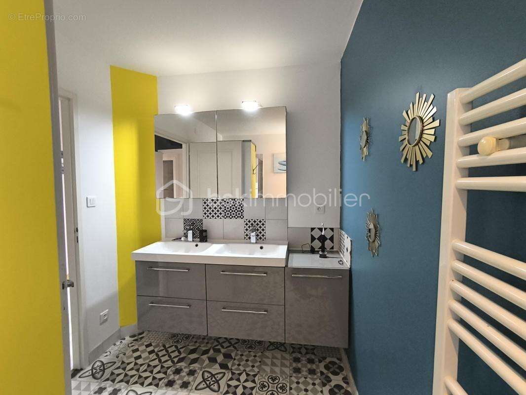 Maison à CHASNE-SUR-ILLET