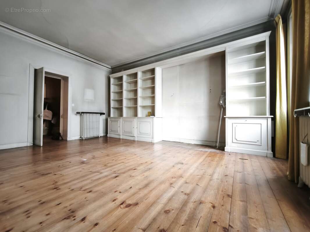 Appartement à COGNAC