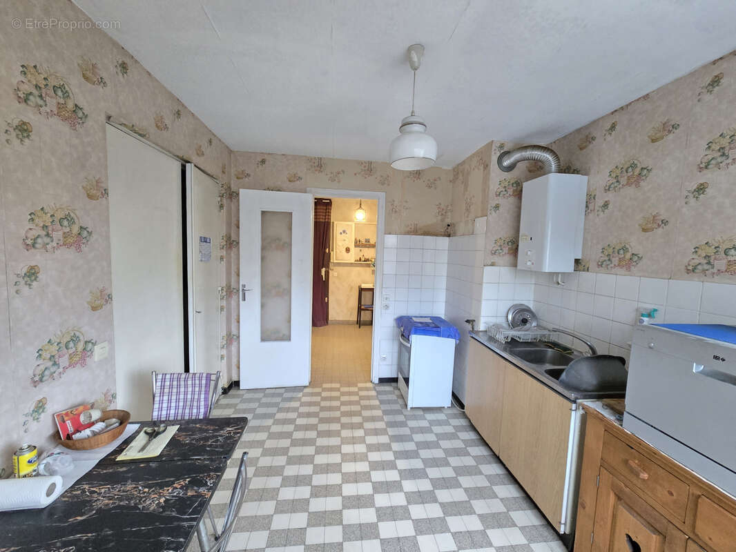 Appartement à LYON-8E