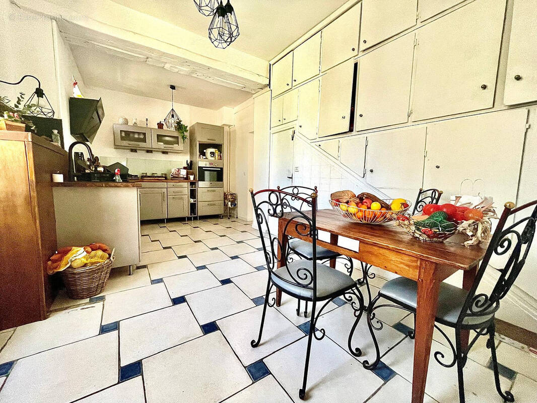 Maison à FAREMOUTIERS