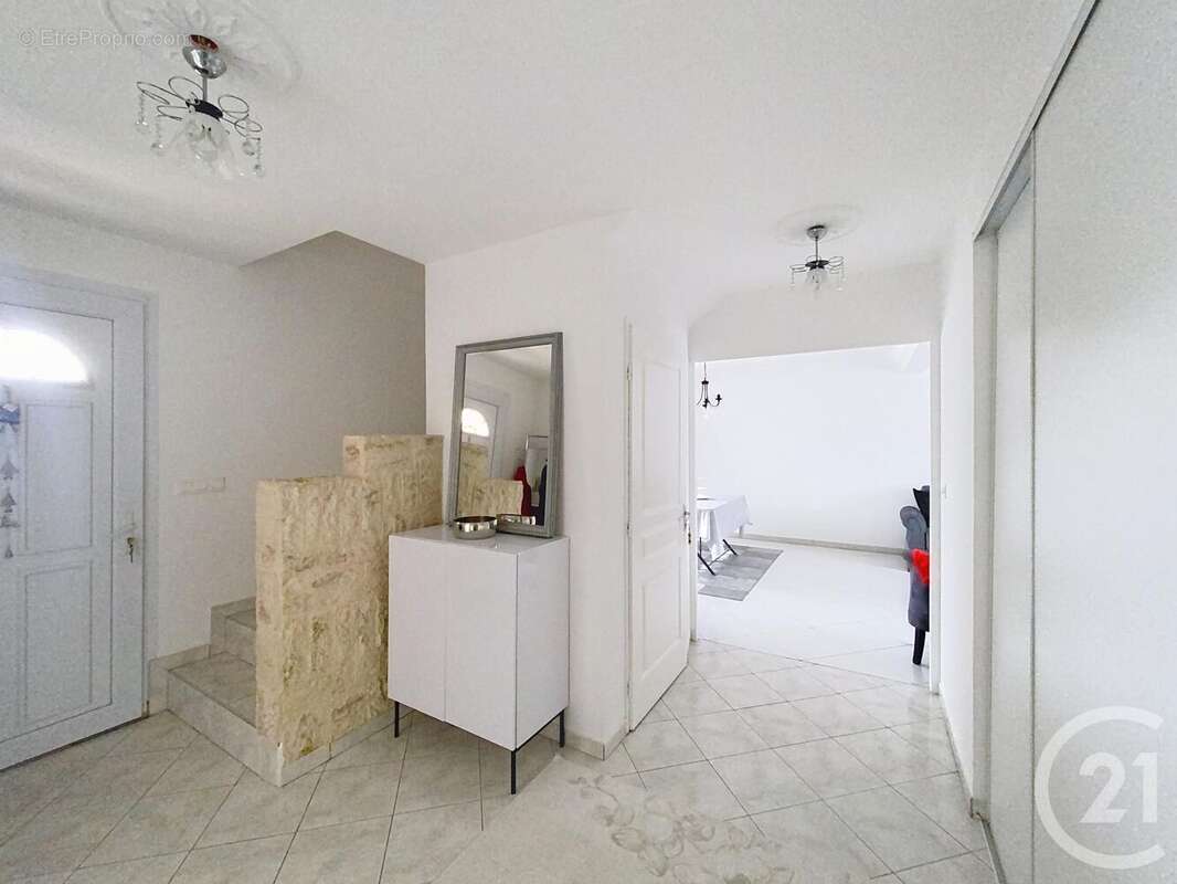 Maison à SAINT-CLEMENT