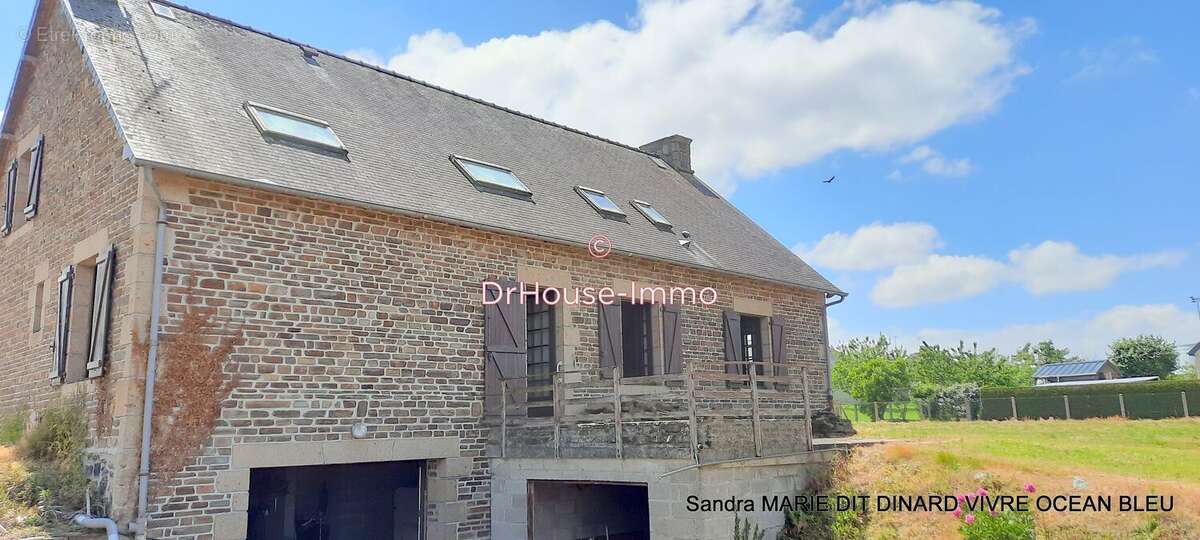 Maison à SAINT-HILAIRE-DU-HARCOUET