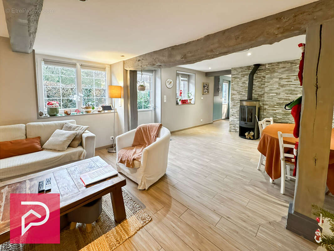 Maison à LA FERRIERE-SUR-RISLE