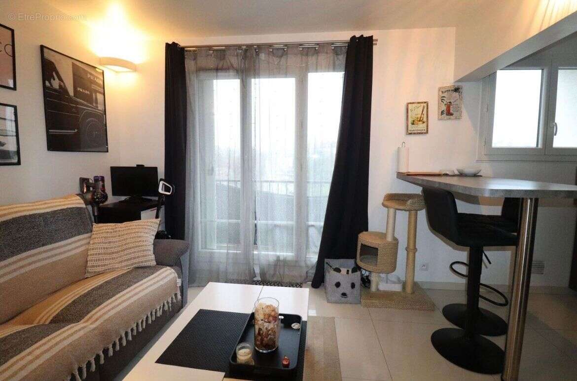 Appartement à LIMEIL-BREVANNES