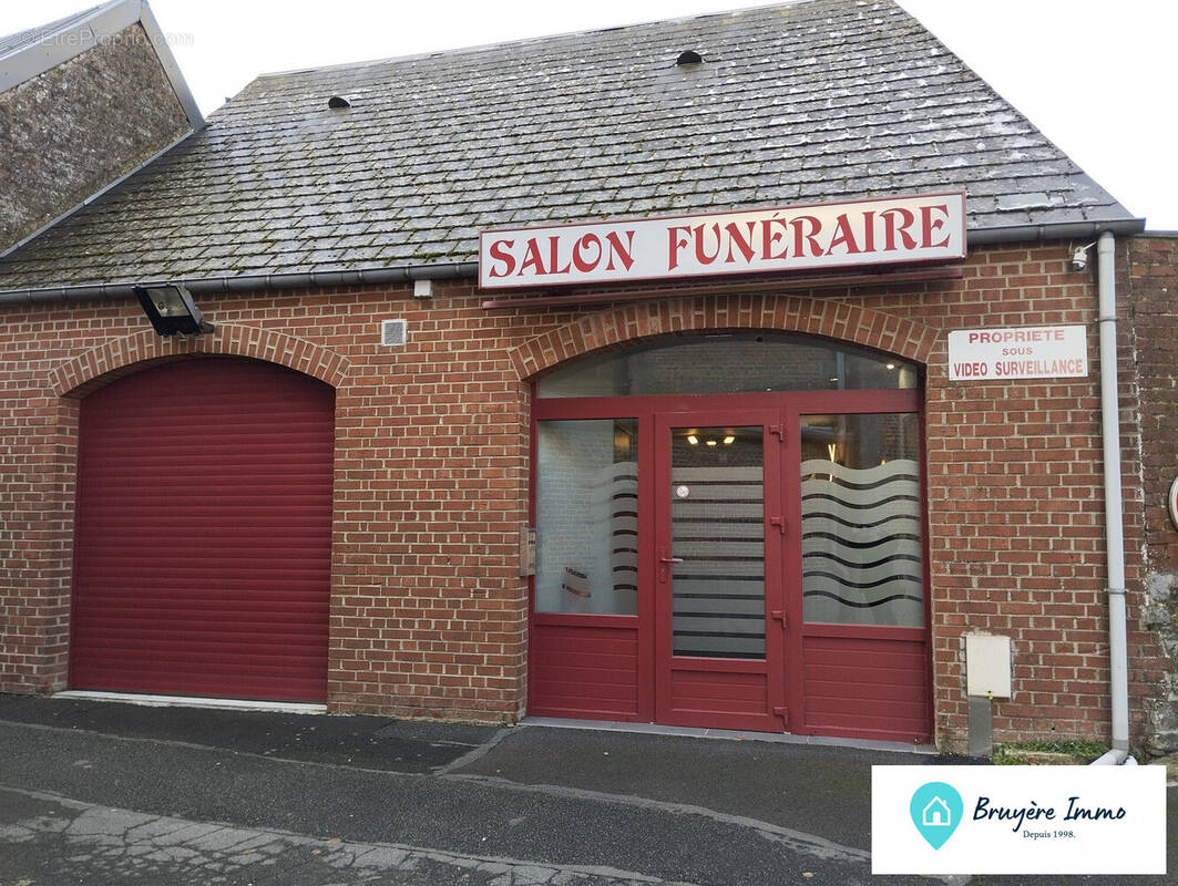 Commerce à MAROILLES