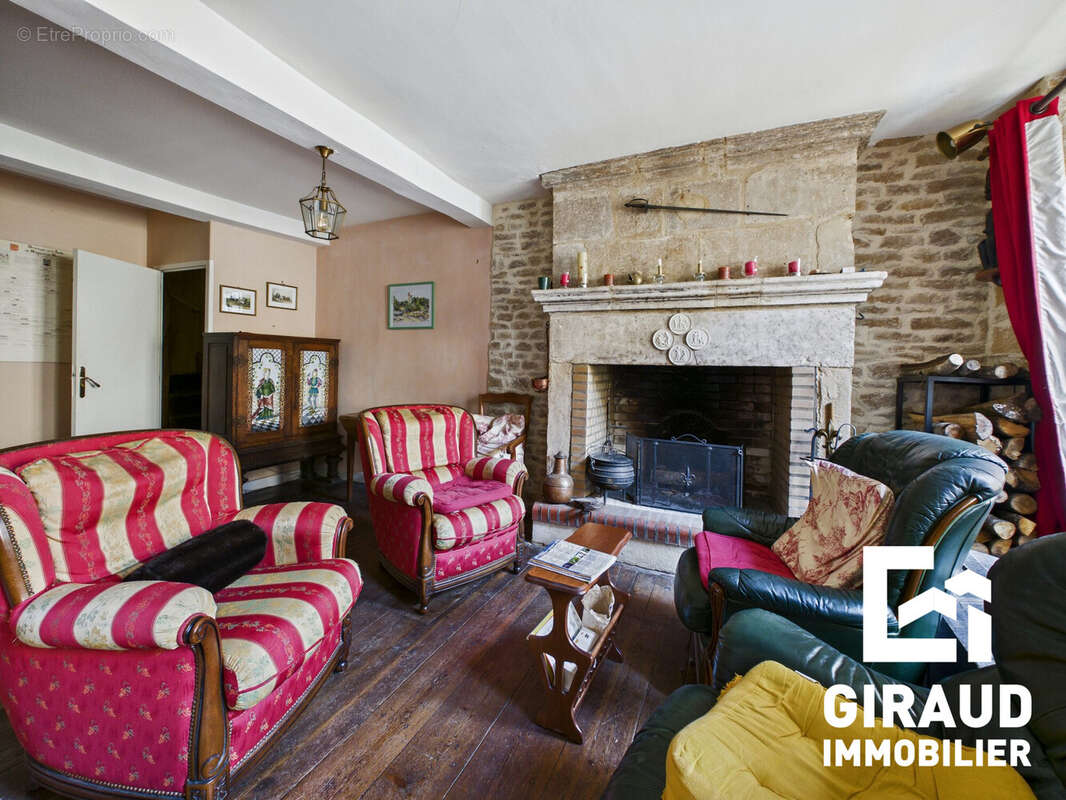 Maison à FONTENAY-LE-COMTE