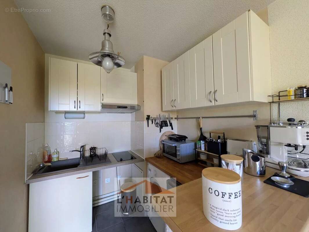 Appartement à FROUZINS