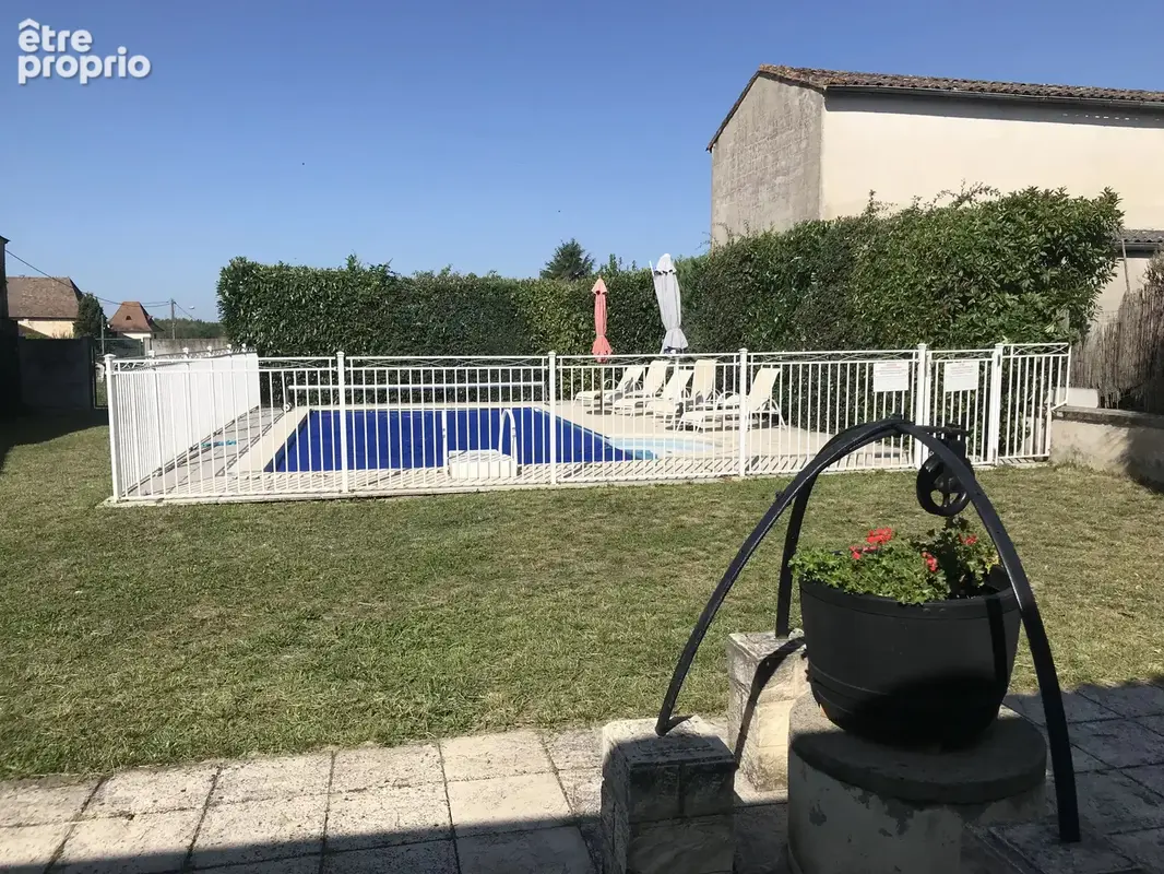 Une maison de charme dans un village très prisé - photo 25