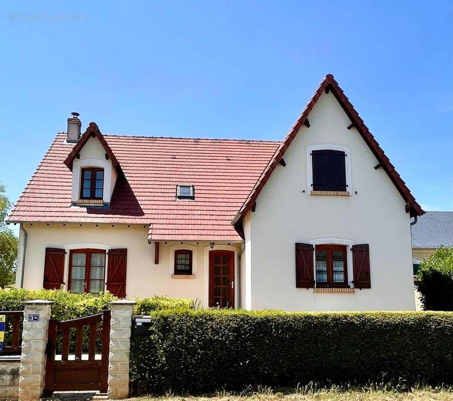 Photo 1 - Maison à SAINTE-SOLANGE