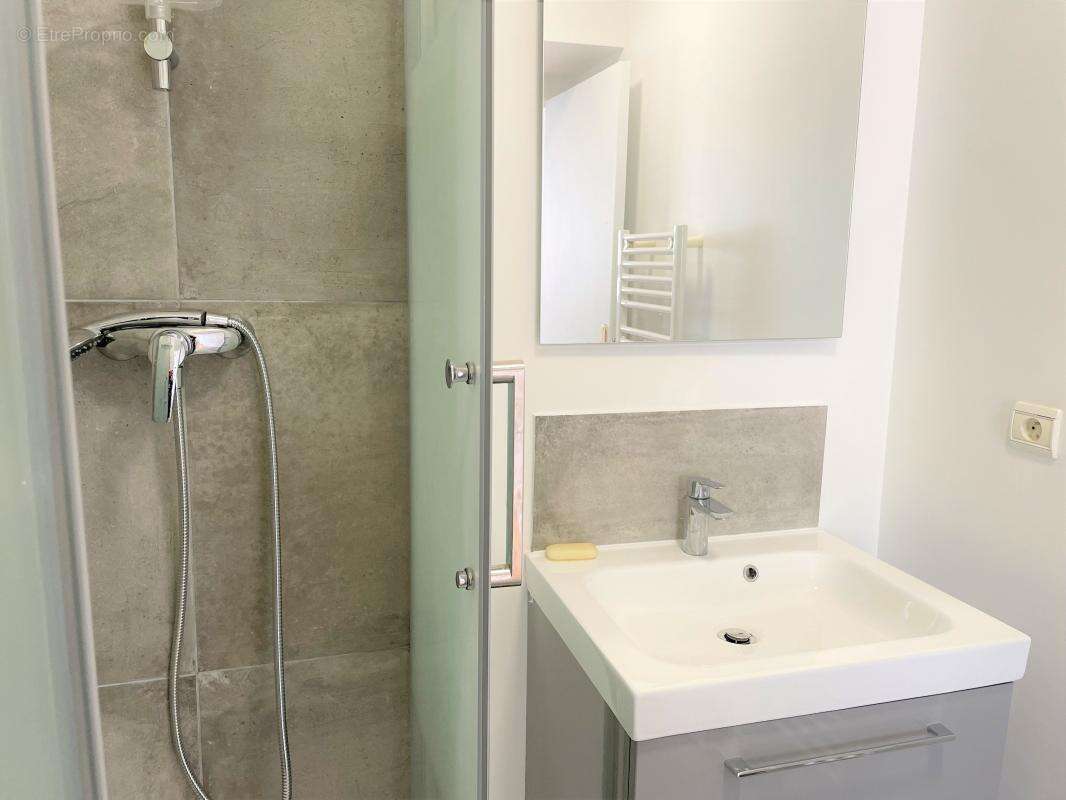 Appartement à PARIS-11E