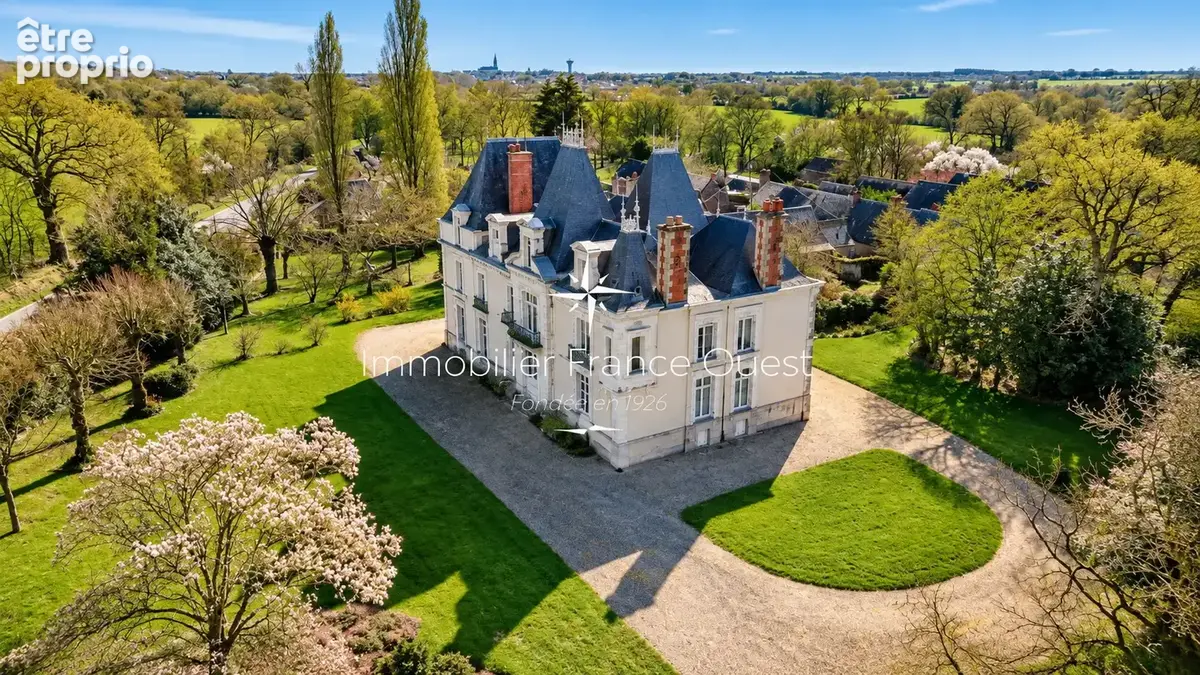 Élégante demeure de caractère avec parc de 7ha - photo 5