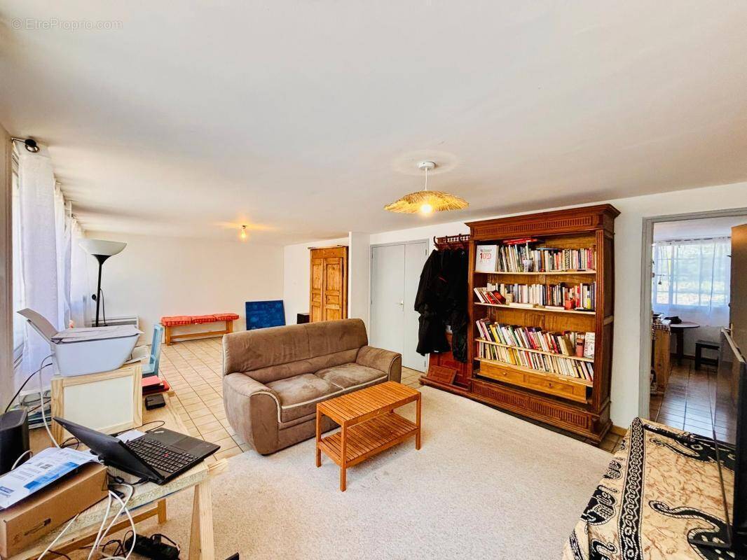 Appartement à JOYEUSE