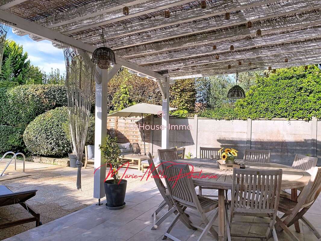 Maison à SAINT-MEDARD-EN-JALLES