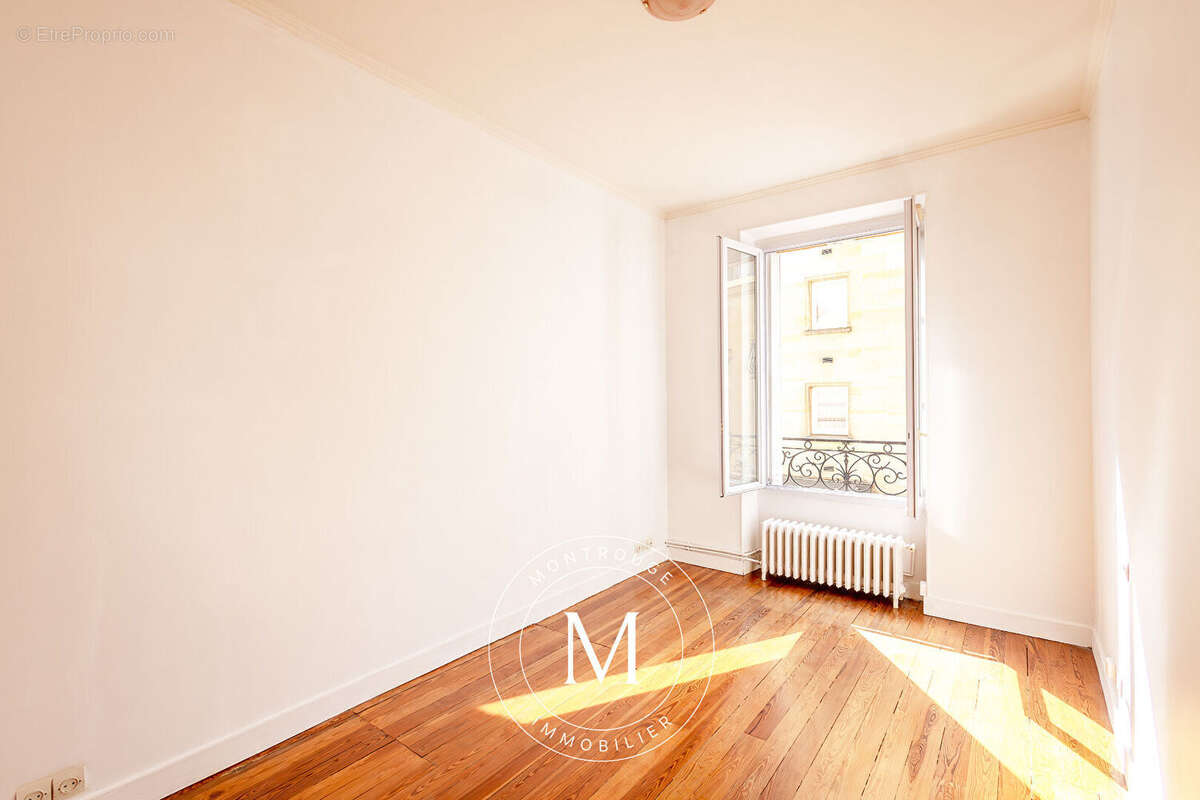 Appartement à MONTROUGE