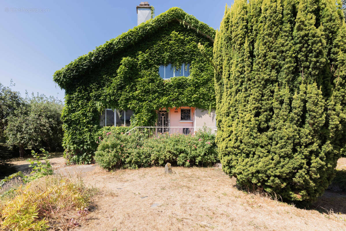 Superbe maison des années 1960 - 5 chambres et grande parcelle de terrain - photo 24