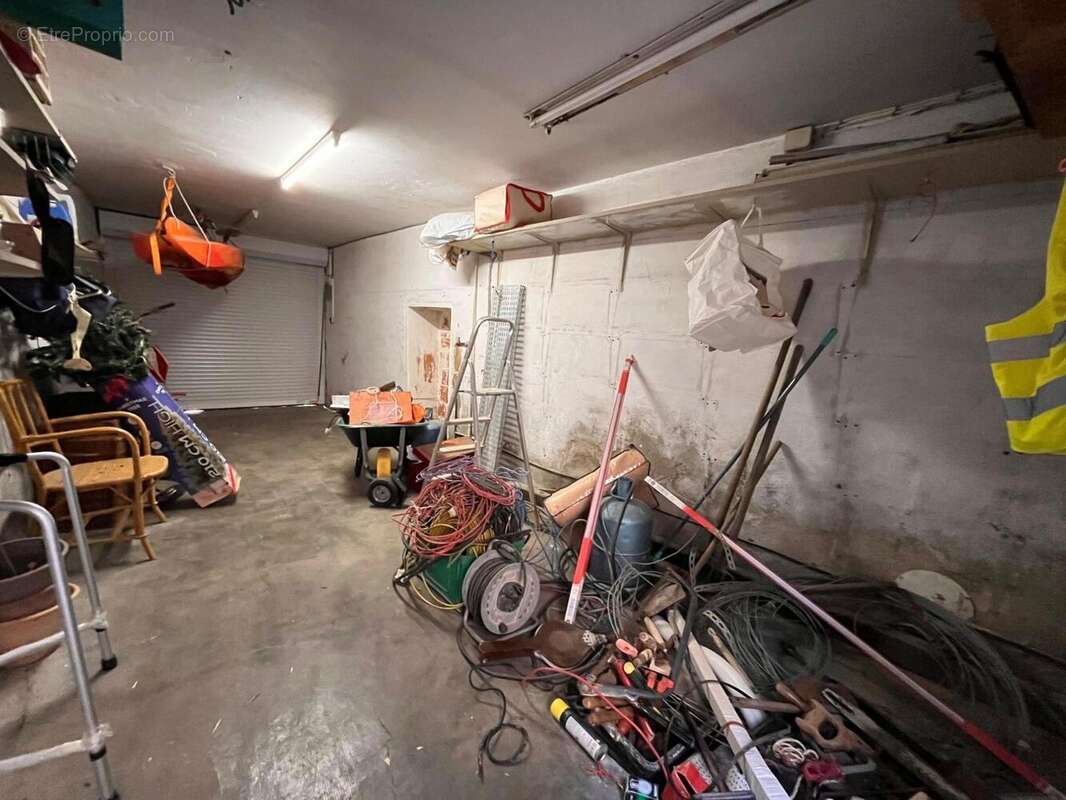   - Maison à FOURQUES