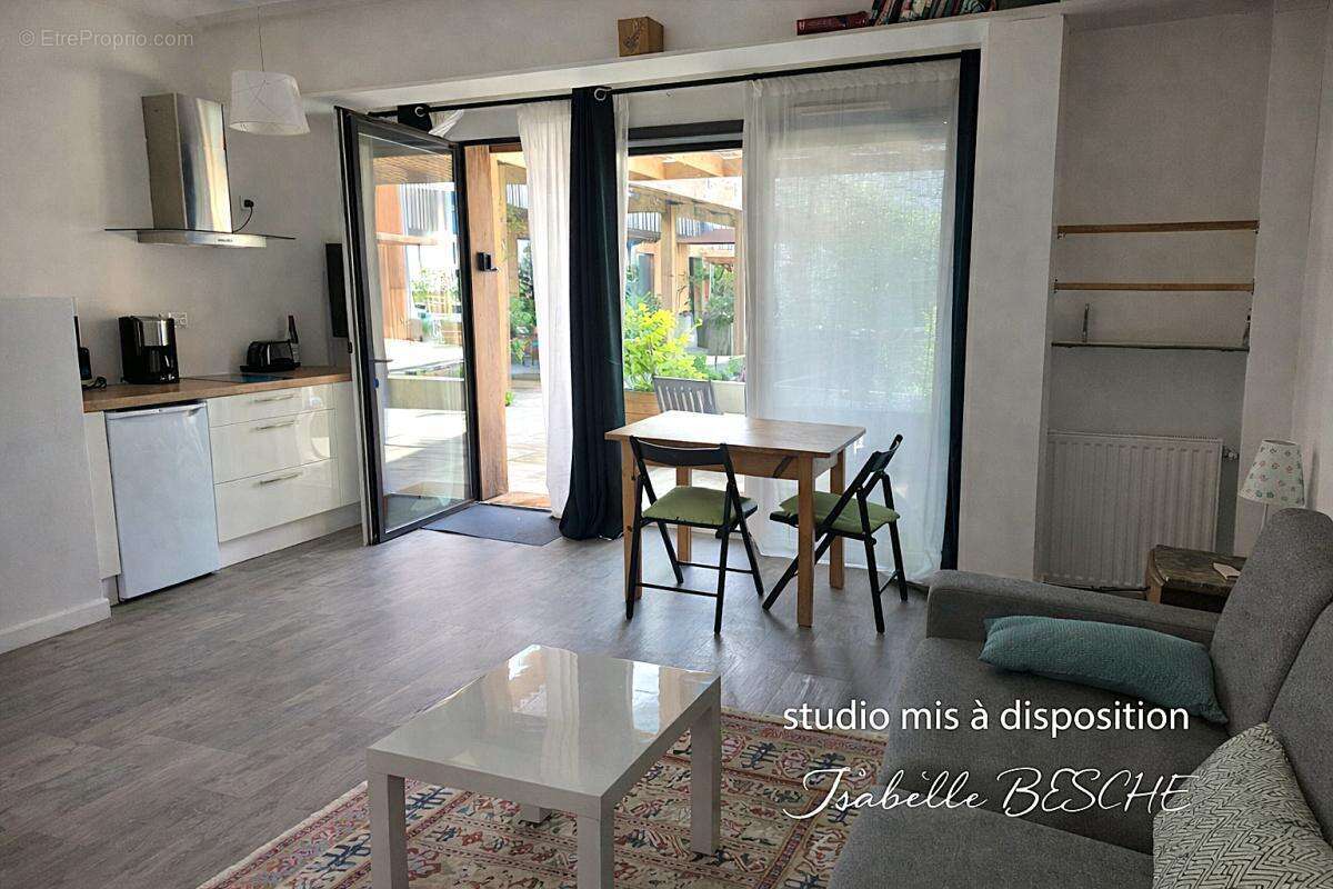Duplex 2021- dernier étage - Bordeaux Bastide - 108 m2 au sol - Prix maîtrisé - Balcon- parking -T4 possible - photo 12