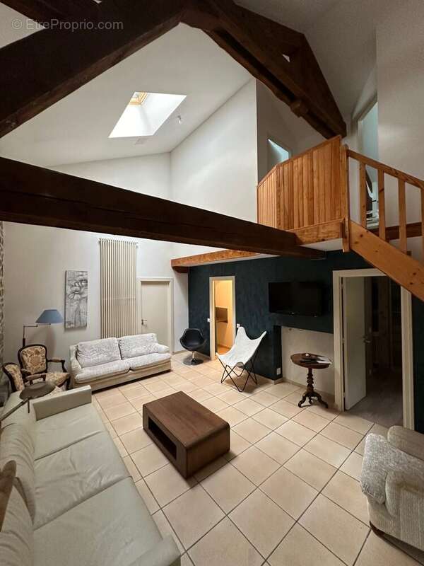 Maison à LES MARTYS