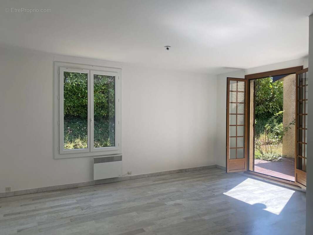 Maison t4, plain -pied, garage et jardin, secteur recherche - photo 2
