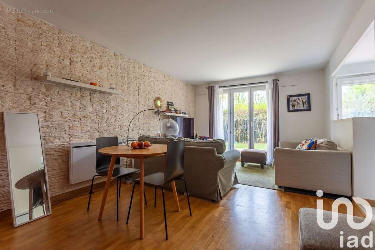 Photo 6 - Appartement à VIRY-CHATILLON