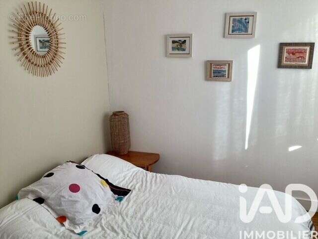 Maison 254 m² à Chalais  - photo 9