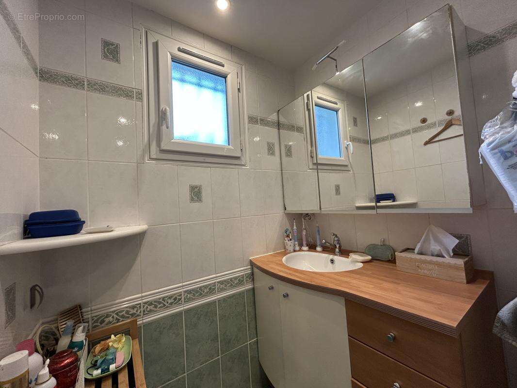 Maison à ROSNY-SUR-SEINE