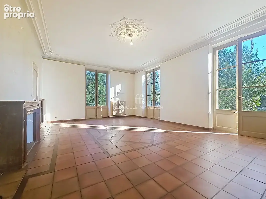 Propriété 12 pièces de 363 m2  à 10 minutes d'Avignon - photo 5
