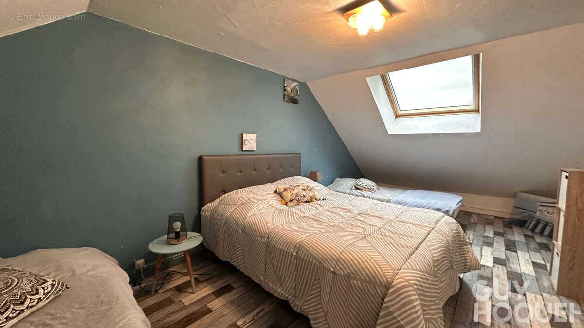 Maison à JAUNAY-CLAN