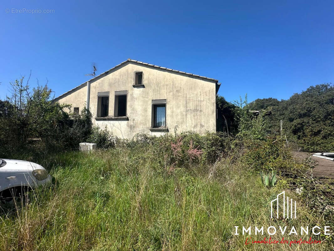 Maison à SAINT-MATHIEU-DE-TREVIERS