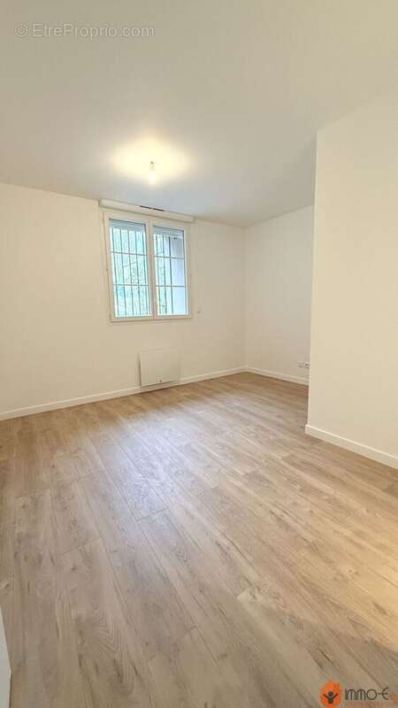 Appartement à BUSSY-SAINT-GEORGES